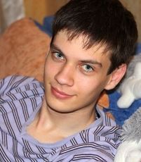 Что подарить брату на 21 год?