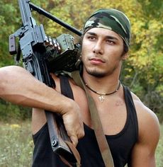 Что подарить брату на 27 лет?