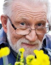 Что подарить дедушке на 65 лет?