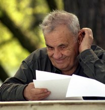 Что подарить дедушке на 85 лет?