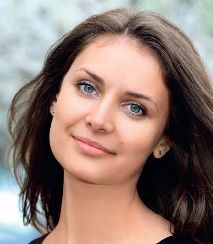 Что подарить девушке на 27 лет?