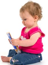 Что подарить дочке на 1 год?