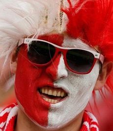 Что подарить футбольному фанату?