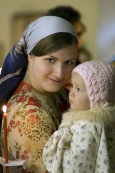 Что подарить крестному и крестной?