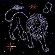 Что подарить льву?