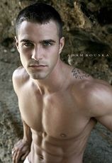 Что подарить любимому на 30 лет?