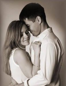 Что подарить любимому на год отношений?