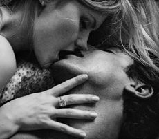 Что подарить любимому на юбилей?