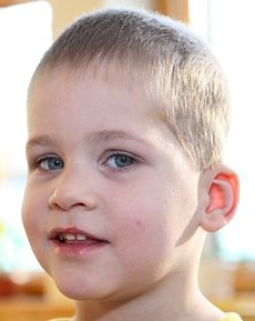 Что подарить мальчику на 4 года?