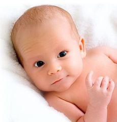 Что подарить младенцу?