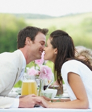 Что подарить мужу на годовщину свадьбы?