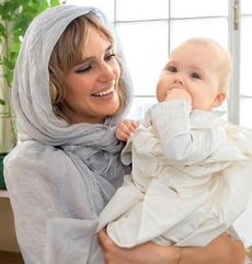 Что подарить на крестины девочке?