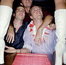 Что подарить на мальчишник?