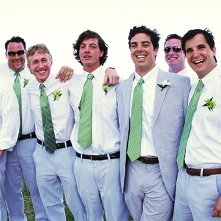 Что подарить другу на свадьбу?