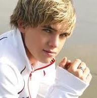 Что подарить парню на 14 лет?