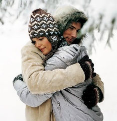 Что подарить парню на 2 года отношений?