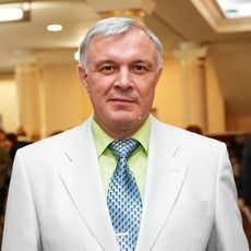 Что подарить преподавателю вуза?