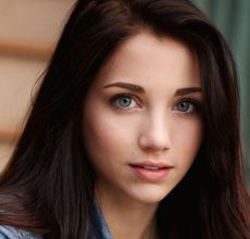 Что подарить сестре на 14 февраля?