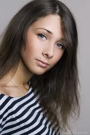 Что подарить сестре на 19 лет?