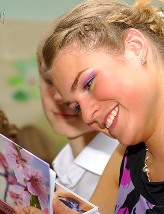 Что подарить учителю на выпускной?