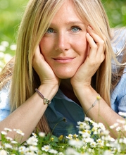 Что подарить женщине на 35 лет?