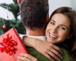 Как заставить парня дарить подарки?
