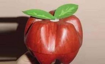 Яблоко для мамы