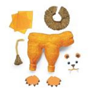 Лев из пластиковых бутылок